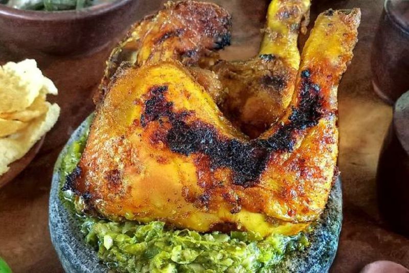 Sambal Ijo: Nikmat Disantap dengan Ayam Bakar, Kuliner Indonesia yang Menggugah Selera