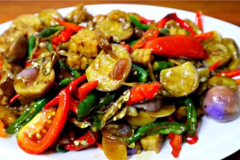 Resep Membuat Tumis Terong Bumbu Iris