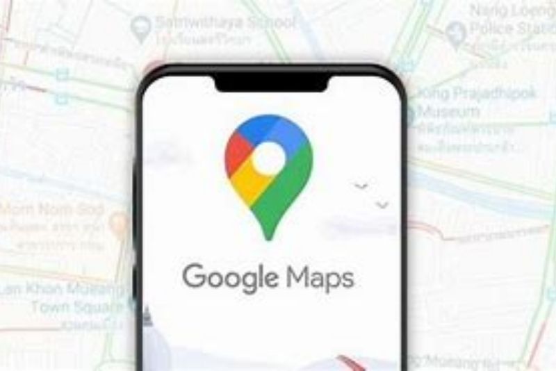Gara-gara Ikuti Google Maps, Taksi Online Nyemplung ke Sungai di Bogor