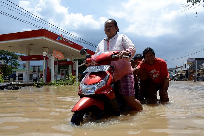 Banjir di Kabupaten Bandung Rugikan Pedagang UMKM Hingga Milliaran Rupiah