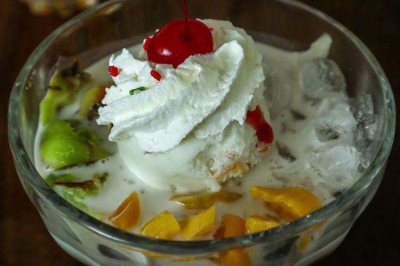 Minuman Segar Campur Es Krim: Kelezatan yang Diminati Anak-Anak dalam Kuliner Indonesia