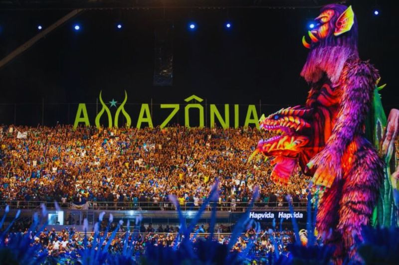 Festival de Parintins di Amazonas