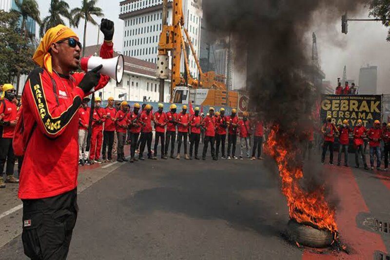 Tuntutan Kenaikan Gaji Buruh oleh KSPI di Tengah Biaya Hidup Mahal di Jakarta