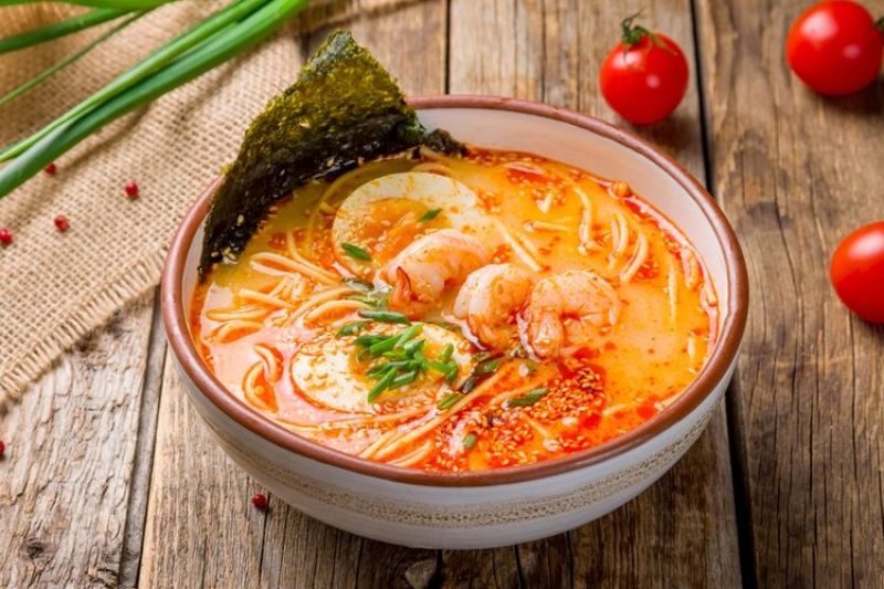 Ramen Kuah Pedas: Tambah Ebi Lebih Gurih, Kuliner Indonesia yang Menggoda Selera