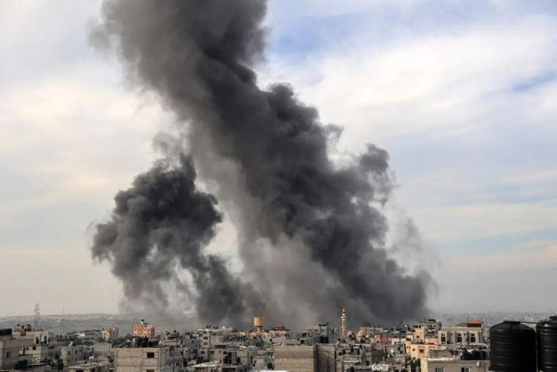 Israel Meningkatkan Serangan Udara di Gaza Selatan