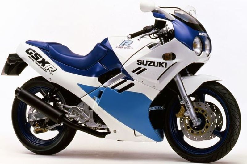 Penampilan Suzuki GSX-250R Mulai Terlihat, Teknologi Canggih Diminati Para Pecinta Motor