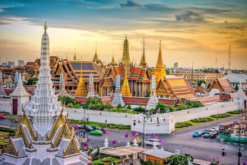 9 Tips Berhemat saat Traveling ke Thailand, dari Memilih Transportasi sampai Tempat Belanja