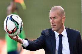 Zinedine Zidane Perpanjang Kontrak dengan Real Madrid ??