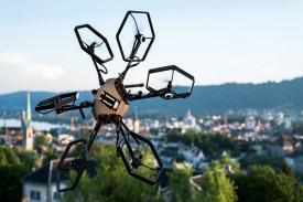 Tim Voliro Kembangkan Hexacopter, Drone yang Mampu Bermanuver
