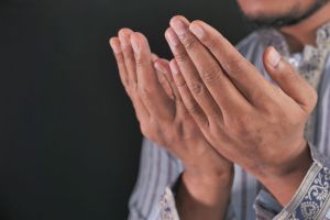 Pintu-pintu Keajaiban dalam Doa Pengalaman Keajaiban Nyata dari Umat Islam