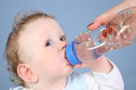 Sebelum Usia 6 Bulan, Bayi Dilarang Diberi Air Putih? Benarkah?