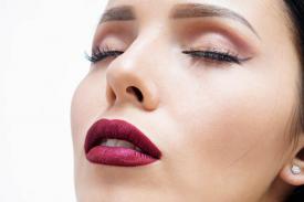 Lipstick Matter Dapat Terlihat Mengagumkan Hanya Dengan 4 Cara Ini