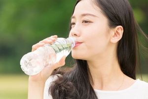 Pentingnya Hydrasi: Mengapa Minum Air Cukup Sangat Penting