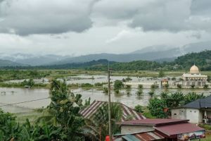 Banjir di Konawe Utara Sultra, Jalan Trans Sulawesi Lumpuh Total
