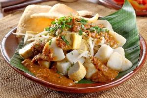 Resep Membuat Kupat Tahu Enak dan Gurih: Kuliner Indonesia yang Lezat