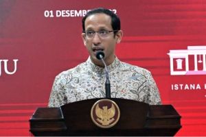 Nadiem Makarim Batalkan Kenaikan UKT setelah Dipanggil Jokowi