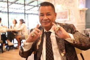 Bantahan Hotman Paris Terima Uang Rp7 Miliar Dari Bupati Cirebon