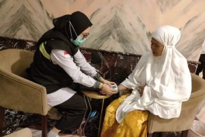 Curhat Jemaah Haji: Tim Medis Kurang, Rebutan Air, dan Minim Bantuan