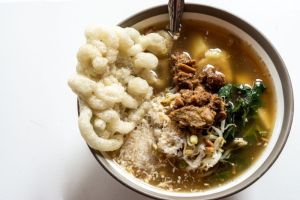 Panduan Makanan di Cirebon: 10 Hidangan Paling Terkenal yang Tidak Boleh Dilewatkan
