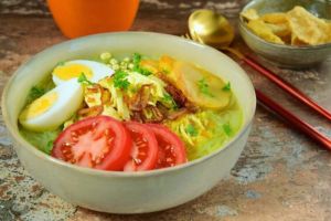 Mengenal Soto Ayam Pataruman, Makanan Legend di Tasikmalaya