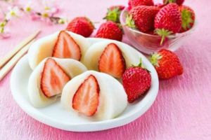 Resep Mochi Strawberry yang Kenyal dan Lumer, Asam Manisnya Bikin Nagih