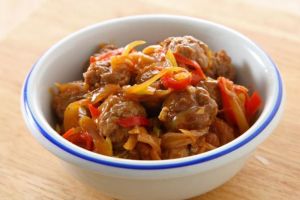 Resep Bola Daging Saus Padang Enak