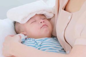 LangkahLangkah Mengatasi Demam pada Bayi