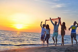Libur Sekolah: Tips Aman dan Selamat Saat ke Pantai