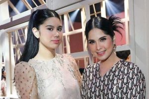 Annisa Pohan Hadiri Fashion Show Bersama Putri Tercinta, Tampilan Menawan Ibu dan Anak Banjir Pujian Netizen