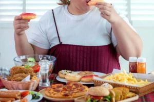 Bahaya Pola Makan Tidak Sehat
