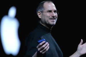Steve Jobs Telah BUktikan: Kecerdasan Buatan Apple Setelah 40 Tahun