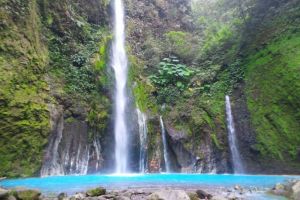 Air Terjun Dua Warna: Keajaiban Alam di Sumatera Utara