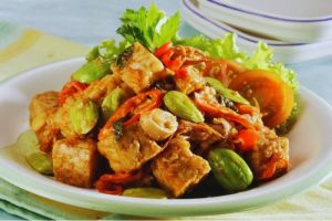 Resep Oseng Petai yang Pedas Renyah Penambah Selera Makan