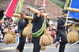 Kebijaksanaan dari Budaya Lokal: Pelajaran dari Tradisi