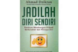 Resensi Buku Self-Help: Panduan Menjadi Pribadi Lebih Baik