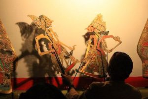 Seni Lukis Tradisional Wayang Kulit dari Jawa Tengah