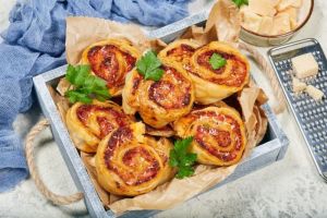 Resep Pizza Roll Mozzarella untuk Keluarga Indonesia