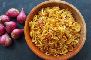 Resep Membuat Bawang Goreng Enak dan Renyah