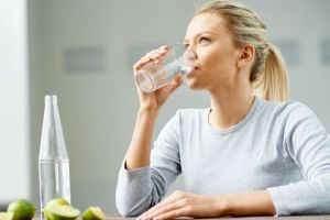 Membangun Kebiasaan Minum Air yang Baik