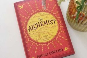 Makna Kehidupan dalam Buku "The Alchemist" oleh Paulo Coelho