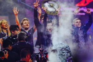 'Dota 2' champions won more money than top Wimbledon players