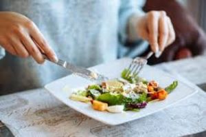 Kebiasaan Makan Sehat dari Sarapan hingga Makan Malam