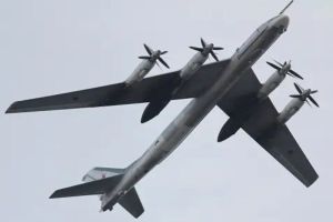 Badai Menerjang New York, Pesawat Bomber Nuklir AS B-52 Terjatuh