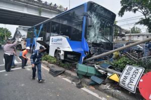 Memahami Risiko dan Meningkatkan Keselamatan Penumpang