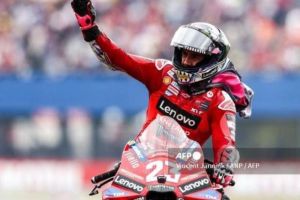 Double Win Ducati! Bastiani Tunjukan Performa Hebat di TT Assen, Dampingi Bagnaia di Podium Posisi 3