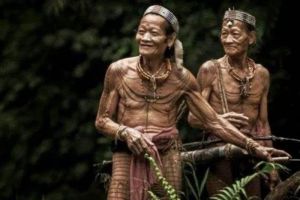 Tradisi Tato dan Kehidupan di Pulau Siberut