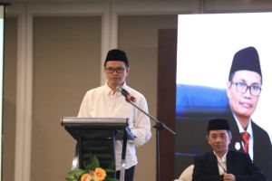 Direktur Urusan Agama Islam dan Pembinaan Syariah Kemenag, Adib