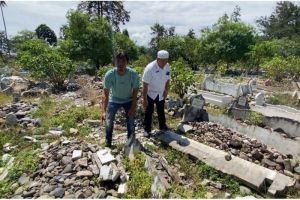 Pencurian Besi Puluhan Makam di TPU Banjar Kobun Dirusak