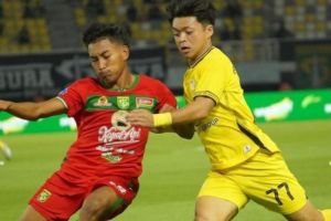 Hasil Persebaya Surabaya vs Barito Putera di Liga 1 2024-2025: Lawan 10 Pemain, Bajul Ijo Susah Payah Menang 2-1