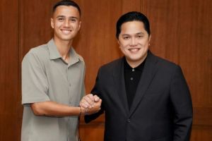 Eliano Reijnders bersama Ketum PSSI, Erick Thohir